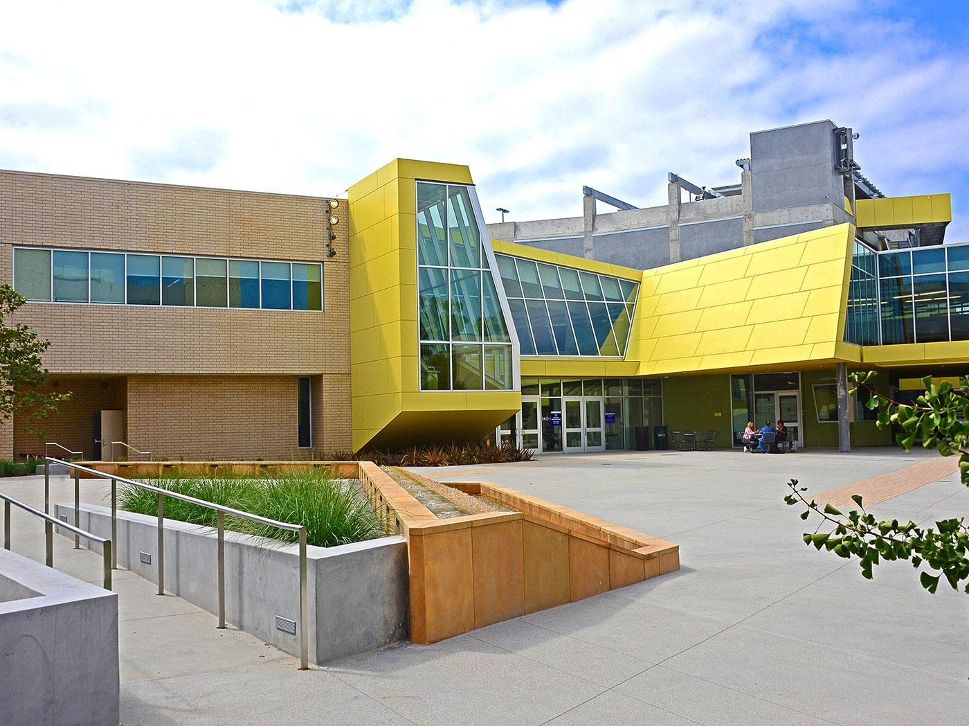 SMC Center for Media and Design