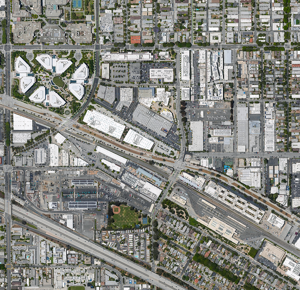 Center for Media and Design 2025
