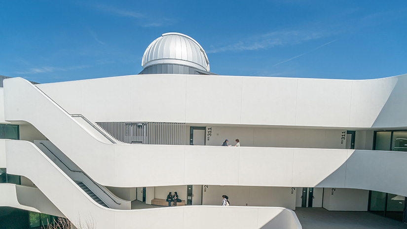 Interior courtyard of the new building